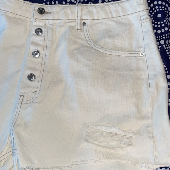 Wild Fable Distressed White Shorts - Picture 2 of 4